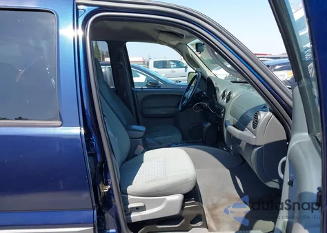 2006 Jeep Liberty Sport from USA, damaged, VIN 1J4GK48K16W166081